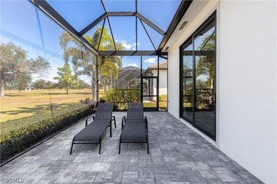 Experience luxury living at its finest in this stunning estate - photo 44