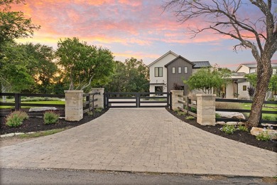 Stunning custom home in Horseshoe Bay offering elevated Hill - photo 1