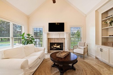 Breathtaking lake views take center stage in this exceptional - photo 12