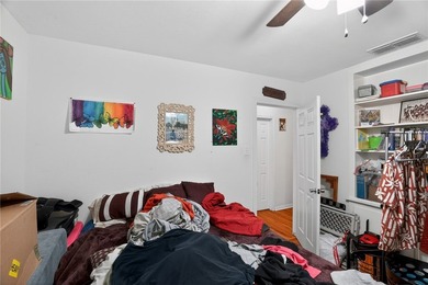 Charming three bed, two bath home with wood floors throughout - photo 21
