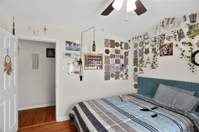 Charming three bed, two bath home with wood floors throughout - photo 23