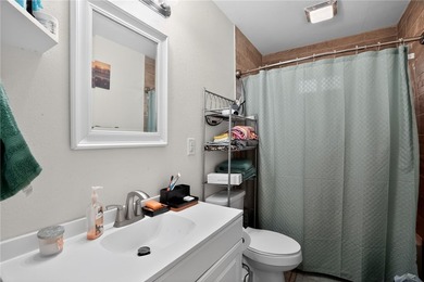 Charming three bed, two bath home with wood floors throughout - photo 30
