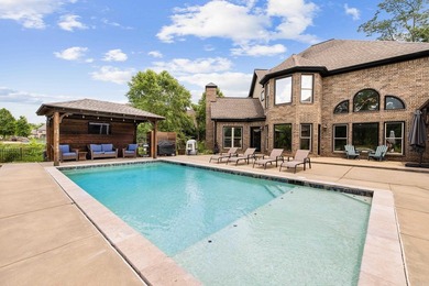 Breathtaking lake views take center stage in this exceptional - photo 32