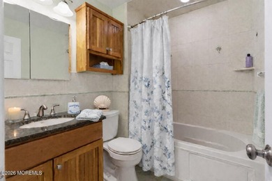 Welcome to this beautifully maintained and thoughtfully enhanced - photo 38