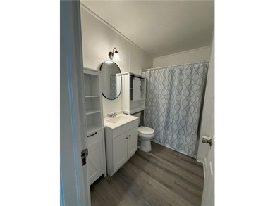 Welcome to 1816 Elizabeth St! It's located in the heart of - photo 8