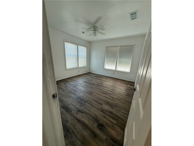 Welcome to 1816 Elizabeth St! It's located in the heart of - photo 9