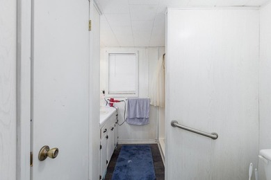 Come see this spacious home with Acreage Close to Town! Bonus! - photo 11