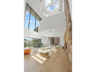 4010 Clubhouse Drive: Where Architectural Light Meets Lakeside - photo 4