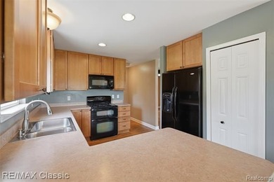 Welcome home! Discover the perfect blend of comfort, space, and - photo 17