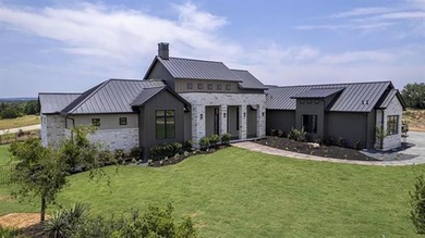 An exceptional residence nestled within the esteemed Summit Rock - photo 1