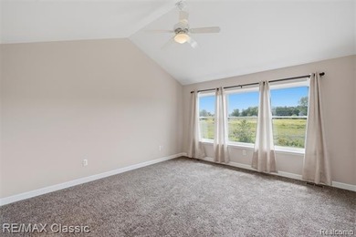 Welcome home! Discover the perfect blend of comfort, space, and - photo 23