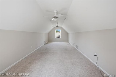 Welcome home! Discover the perfect blend of comfort, space, and - photo 37