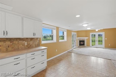 Welcome home! Discover the perfect blend of comfort, space, and - photo 48