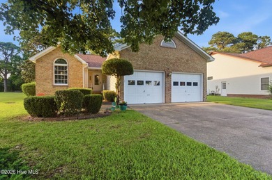 Welcome to 6009 Pelican Drive! Situated on a spacious 0.53-acre - photo 1