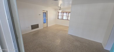 Experience the laid-back beachside lifestyle you've been - photo 3