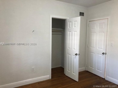 Prime 4-unit multifamily opportunity in the heart of Normandy - photo 13