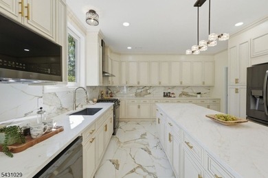 1690 Hamburg Tpke offers exceptional new construction in Wayne's - photo 15