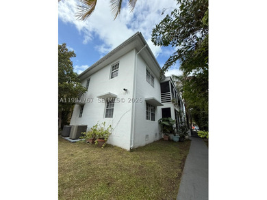 Prime 4-unit multifamily opportunity in the heart of Normandy - photo 23