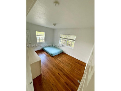 Prime 4-unit multifamily opportunity in the heart of Normandy - photo 24
