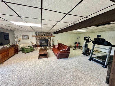 Exceptional Northwoods retreat offering privacy, space, and - photo 32