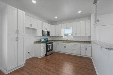 Discover this stunning brand-new construction home on a spacious - photo 4
