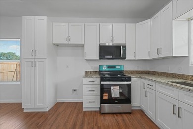 Discover this stunning brand-new construction home on a spacious - photo 8