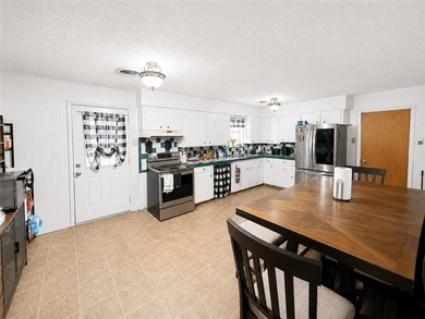 Nestled in the heart of the peaceful and highly sought-after - photo 5