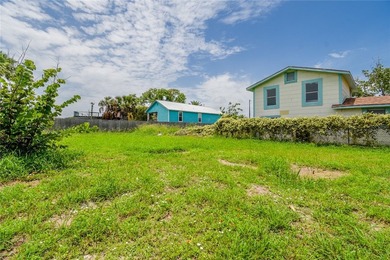 Just 4 blocks to water's edge! Easy access to the popular Water - photo 9