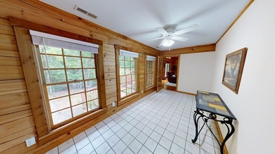 Meticulously maintained log cabin located in River Ridge estates - photo 12