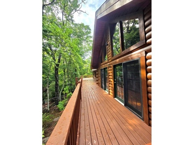 Meticulously maintained log cabin located in River Ridge estates - photo 29