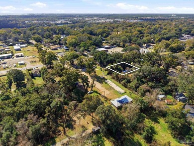 Located in the heart of Pensacola, 4200 W Jackson St. presents a - photo 6