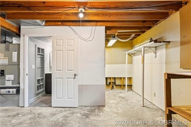 Conveniently located near town on paved road is a nicely done 2 - photo 38