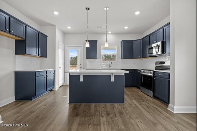 Kent plan has 4 bedrooms, bonus and 2.5 full baths with laundry - photo 6