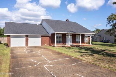 Deer Point Lake Home Sale Pending in Lynn Haven Florida