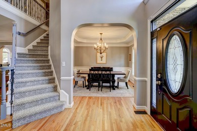 Perfect for entertainers alike, this beautiful all brick home - photo 6