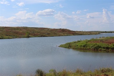 (private lake, pond, creek) Acreage For Sale in Memphis Texas