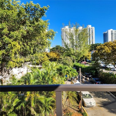Bring your imagination to transform this spacious, sun-filled - photo 14