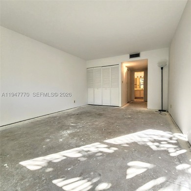Bring your imagination to transform this spacious, sun-filled - photo 16