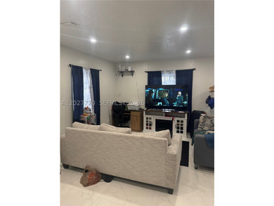 Priced to sell! perfect for first time owner or investors. Rent - photo 19