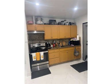 Priced to sell! perfect for first time owner or investors. Rent - photo 21