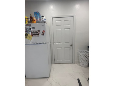 Priced to sell! perfect for first time owner or investors. Rent - photo 22