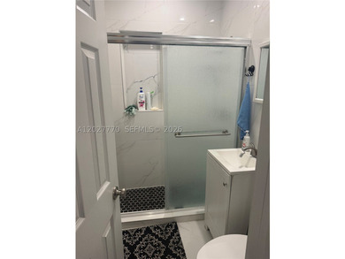 Priced to sell! perfect for first time owner or investors. Rent - photo 24