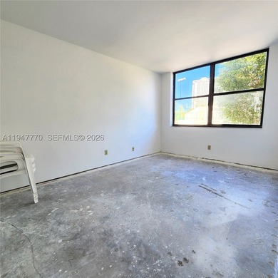 Bring your imagination to transform this spacious, sun-filled - photo 25