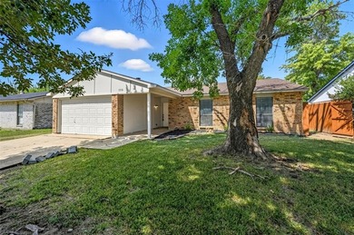 Joe Pool Lake Home For Sale in Grand Prairie Texas