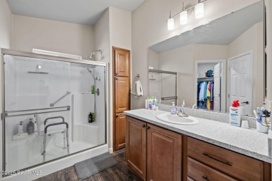 There is no place like home! Welcome to a beautifully maintained