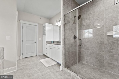 Welcome to an exceptional residence where luxury, comfort, and - photo 44