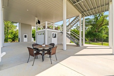 Nearly new 3BR/2.5BA coastal home in Bay St. Louis with stunning - photo 11