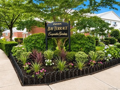 Welcome to Bay Terrace Gardens Section 3! This desirable lower - photo 12