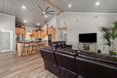 Nearly new 3BR/2.5BA coastal home in Bay St. Louis with stunning - photo 17