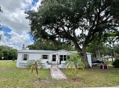 East Lake Tohopekaliga Home Active Under Contract in Saint Cloud Florida